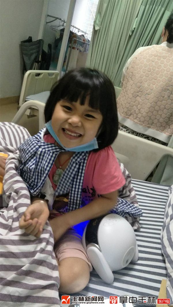 罹患白血病,6岁妞是个“娃坚强”