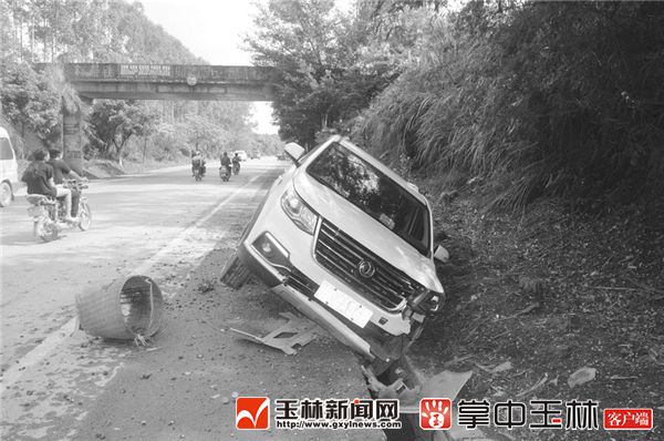车辆失控,撞死路边摊贩