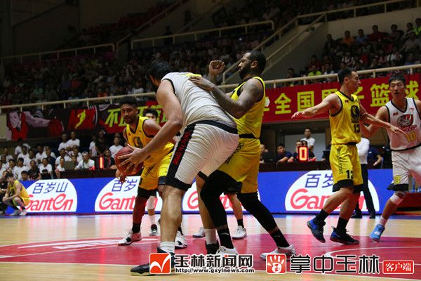 NBL联赛半决赛首场较量 威壮不敌卫冕冠军陕西信达