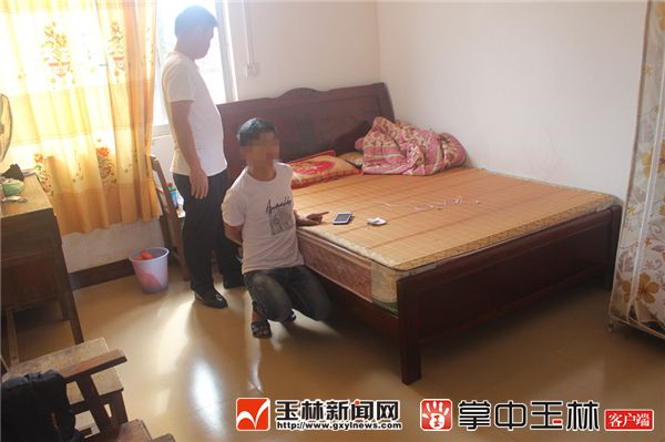25����Ů����ʾ�� ������£�