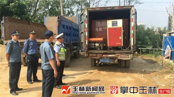 货车变身“加油站” 男子非法销售柴油被查