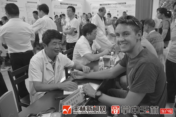 老中医郑文华眼里玉林医疗事业的发展变化