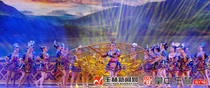����ʦ��ѧԺ�ٰ���ף����������60������ӭ������