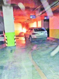 电缆两次起火爆炸 众业主郁闷迎新年
