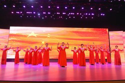 玉林社会组织载歌载舞庆祝新中国成立70周年