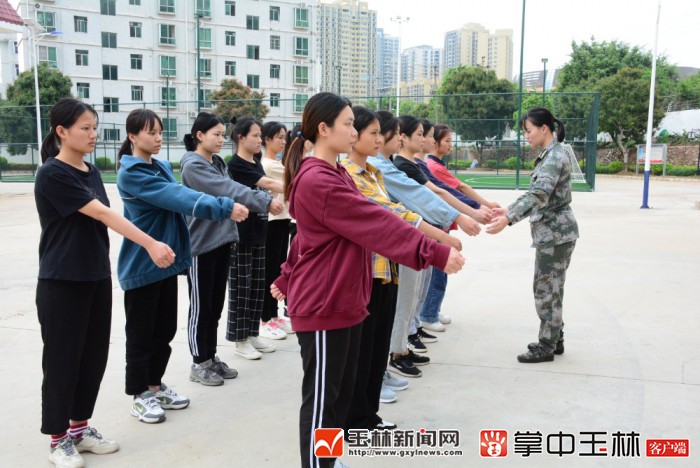 下载 (9).jpg 下载 (9).jpg