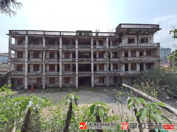 下载 (2).jpg 下载 (2).jpg